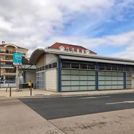 Studio Station Bussy-Saint-Georges