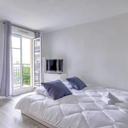 Studio Station Bussy-Saint-Georges