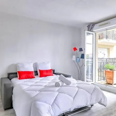 Appartement Studio Station Bussy-Saint-Georges